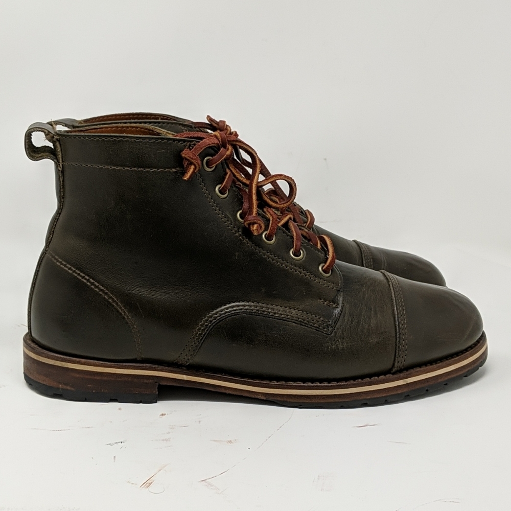 🇺🇲 Helm Marion Olive boot size 10.5D